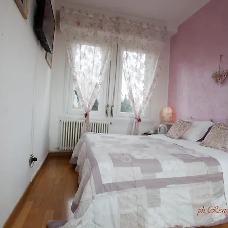 Adriana - E Oda ve Kahvaltı Varese