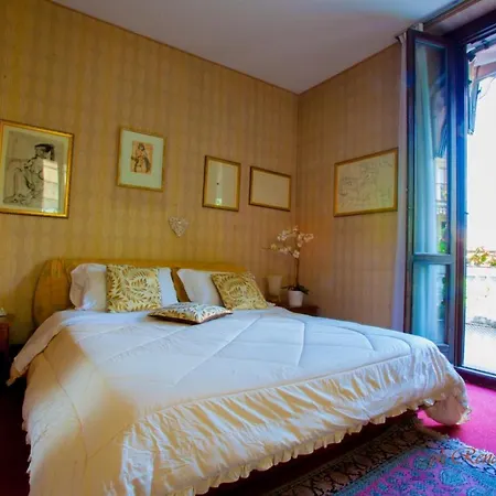 Adriana - E 4* Varese